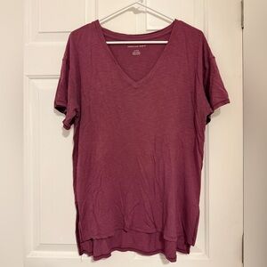 V neck AE tshirt